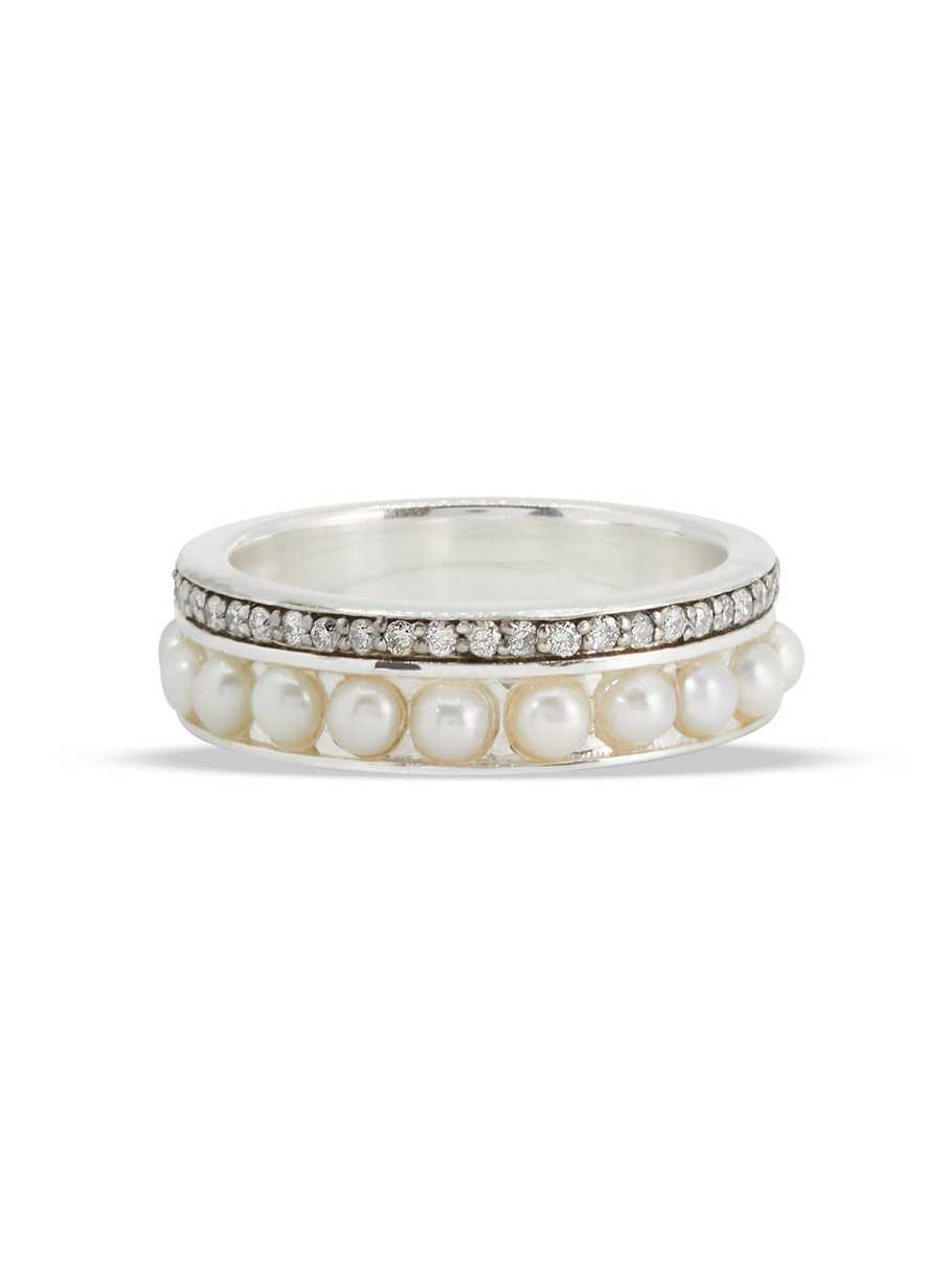 pearl-cabochon-diamond-band-ring