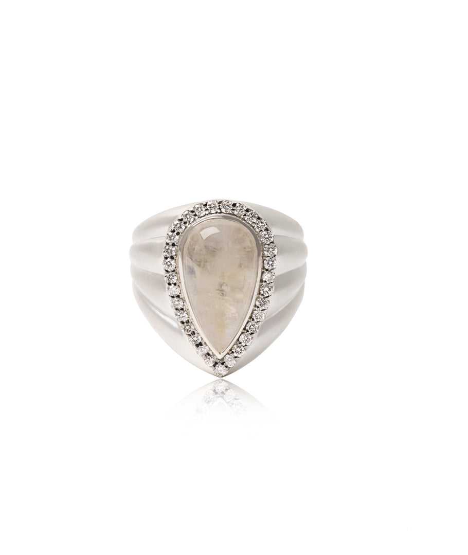 cabochon-rainbow-moonstone-pave-diamond-ring